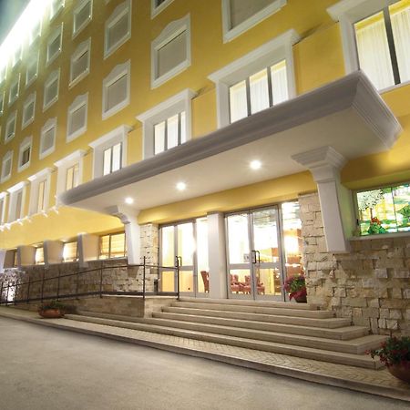 Complesso Termale Vescine Hotel Castelforte Exterior foto